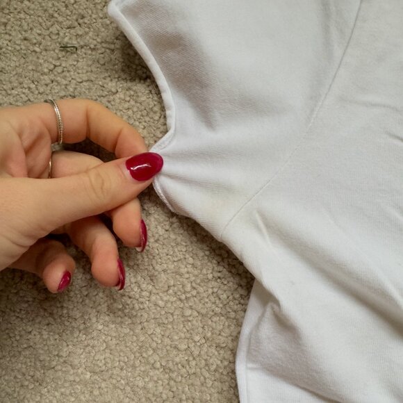 Brandy Melville Gina Top - Picture 5 of 5